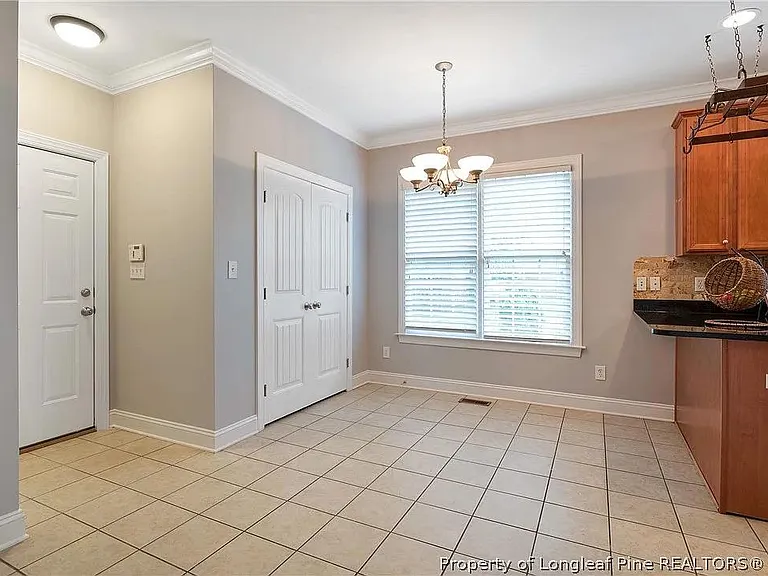 35 Blue Pine Dr — Photo 8