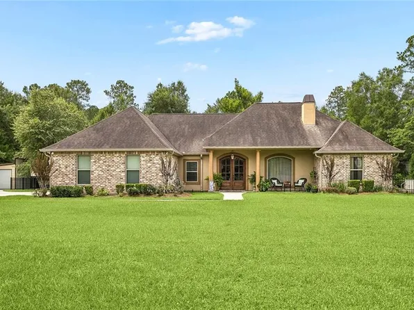 38172 Joan Dr, Pearl River, LA 70452