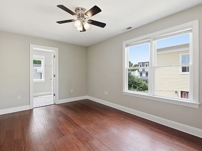 972 Pink St — Photo 14