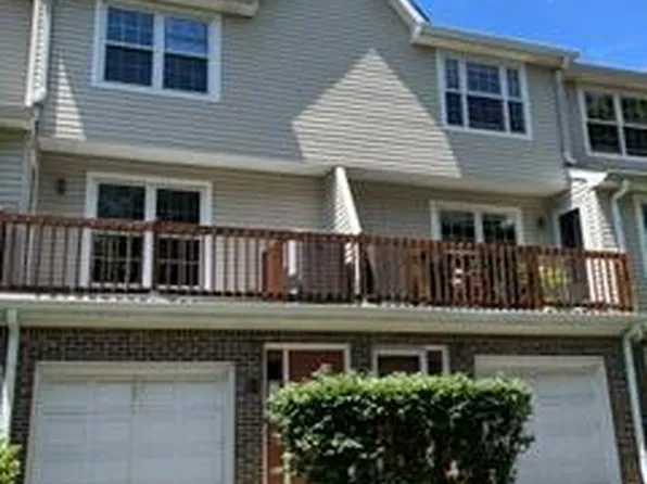 1415 Teresa Dr #8212, Fort Lee, NJ 07024