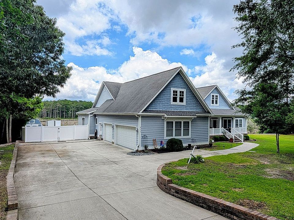 2nd image of 211 Creek View Cir
