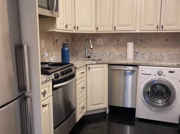218 Newbury St #Penthouse, Boston, MA 02116