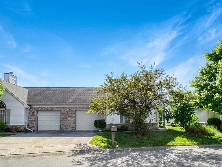 5755 Eden Village Dr — Photo 1