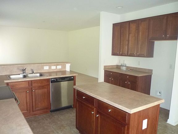 Kitchen Area 2
