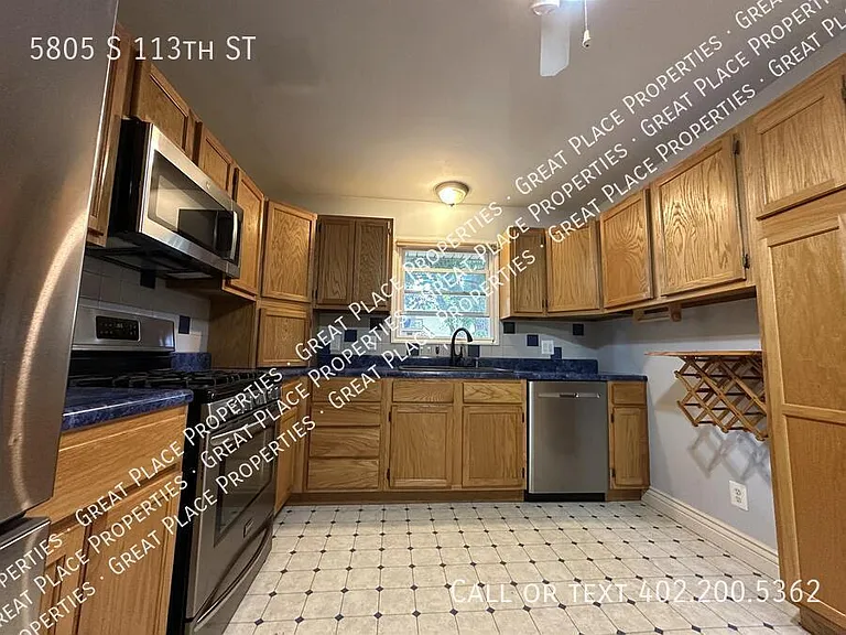 5805 S 113th St — Photo 8