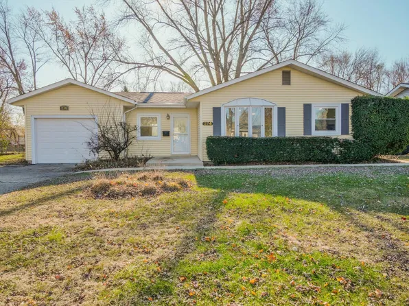274 Tomahawk Ct, Carol Stream, IL 60188