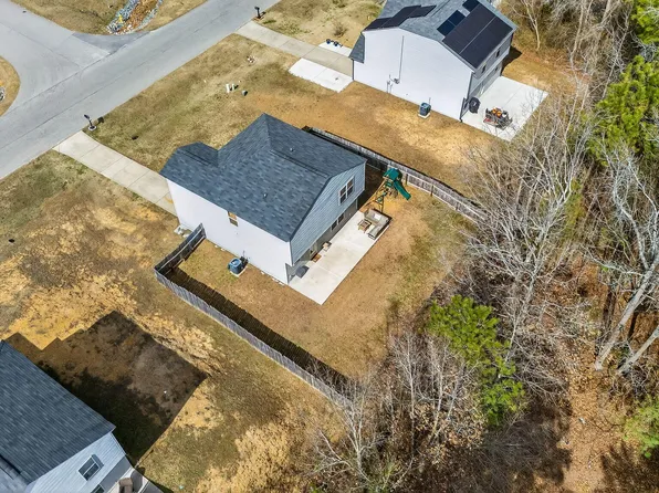 161 Emilies Crossing Way, Lillington, NC 27546