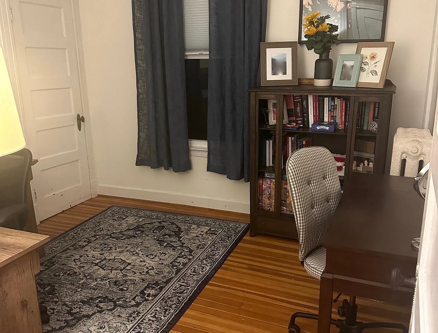 3 bed, 1293 sqft, $2,000 — Photo 4