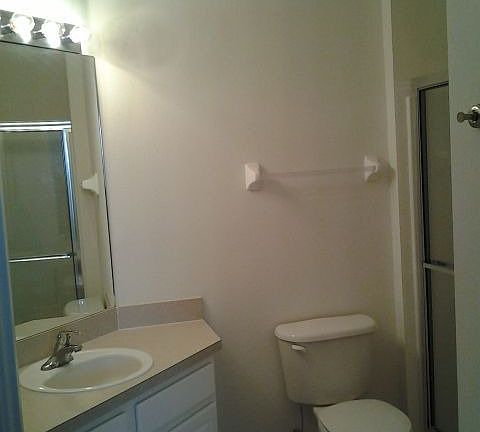 4th image of 7801 Point Meadows Dr Unit 8401