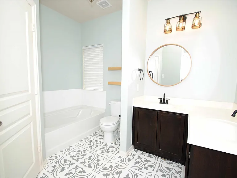 7019 Hazelnut Ln — Photo 19