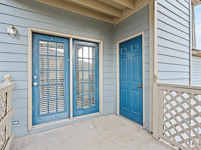 Park Towne Apartments — Photo 14