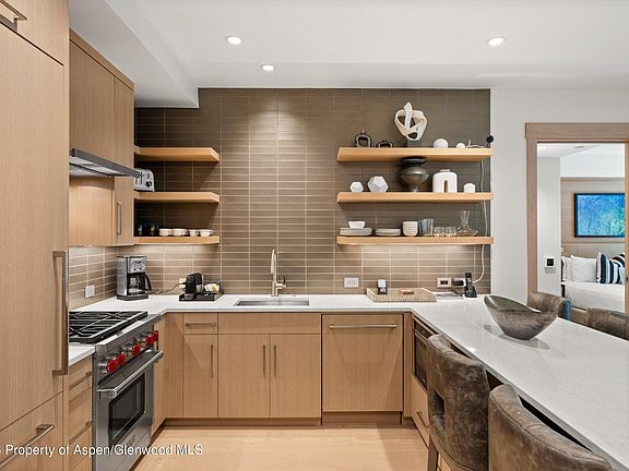 3rd image of 130 Wood Rd #553555