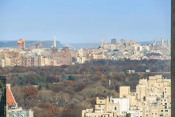 Sold by Modlin Group | media 32