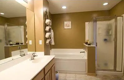 11363 Fergus St NE #G — Photo 3