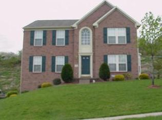 216 Foxburg Dr, Pittsburgh, PA 15205