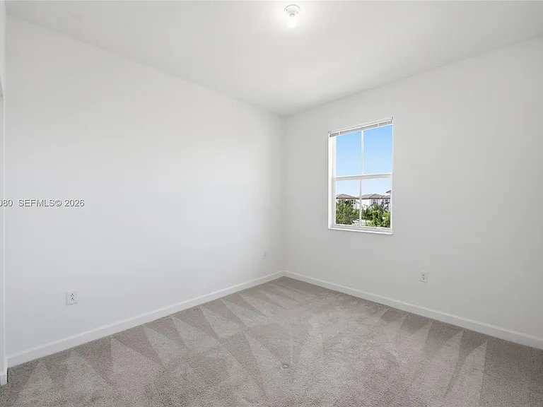 2345 NW 131st Cir — Photo 16