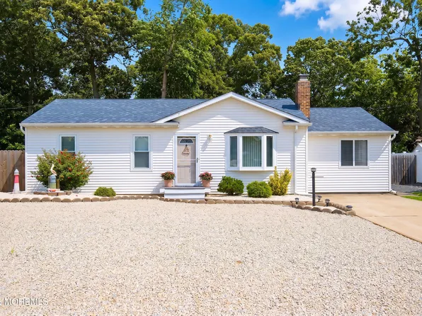 909 W Panama Court, Forked River, NJ 08731