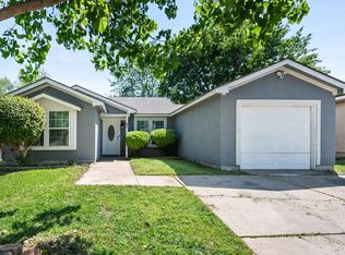 5409 Creekridge Dr, Arlington, TX 76018