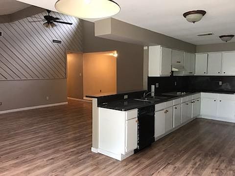 2nd image of 15742 Fox Springs Dr