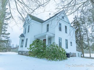 10640 Sayles Rd, Lowell, MI 49331