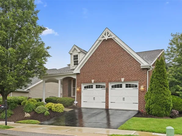 232 Patriot Ln, Freedom, PA 15042