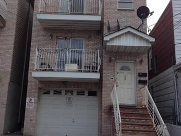 106 Mallory Ave, Jersey City, NJ 07304