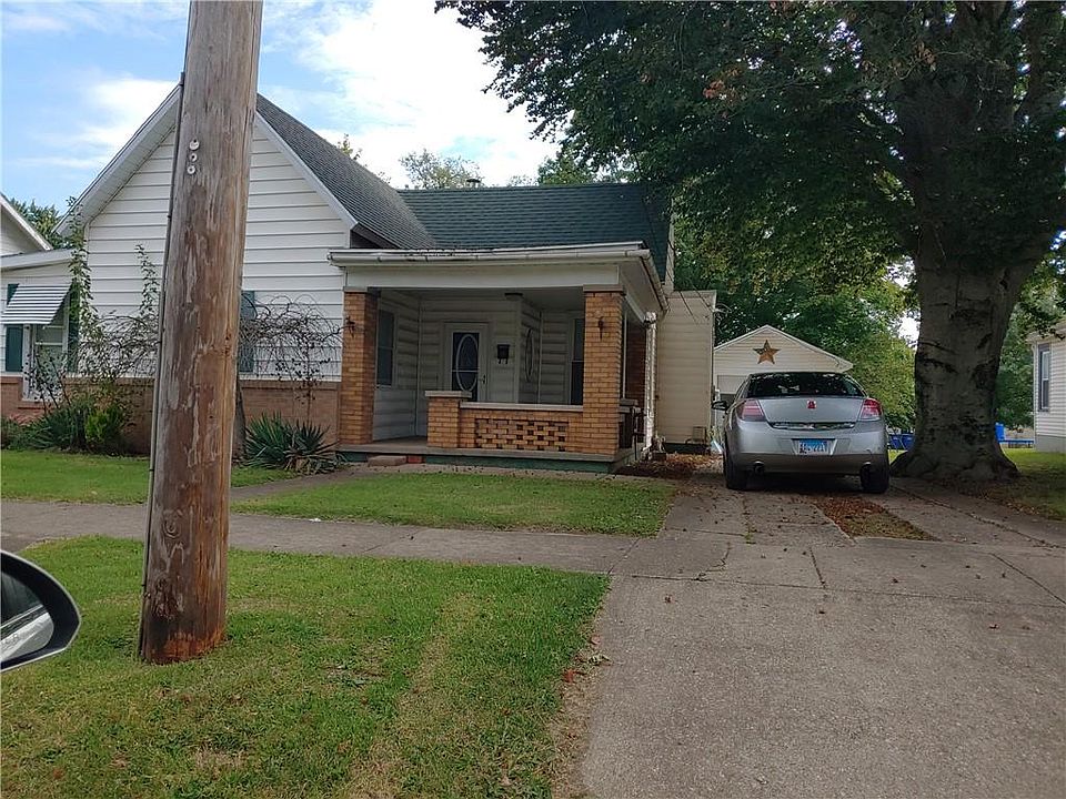 1st image of 412 N Jefferson St