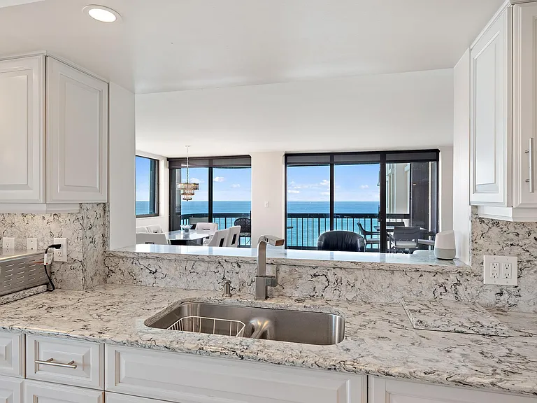 5380 N Ocean Dr #19E — Photo 6