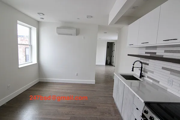 Rented by Lucky Apt Inc | media 57