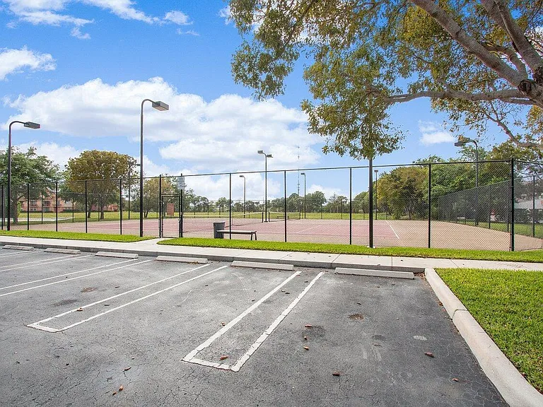 2016 Alta Meadows Ln #708 — Photo 34