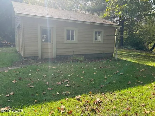 18 Atlas Ln, North Bend, PA 17760