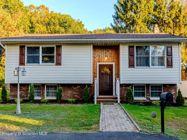 112 Ontario St #L3p-4p, Peckville, PA 18452