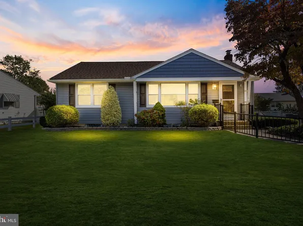 1028 Nichols Ave, Beverly, NJ 08010