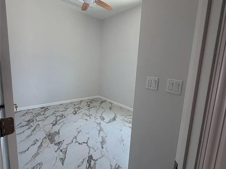 10600 Hillview Ave — Photo 5