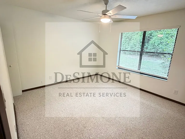 4530 SW 46th St — Photo 18