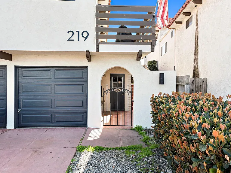 219 Avenida Santa Barbara — Photo 17