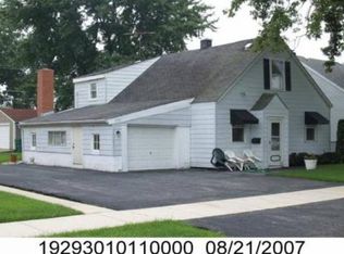 7721 Mulligan Ave, Burbank, IL 60459