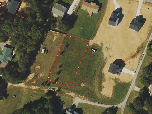 2nd image of 143 Cottontail Ln #10
