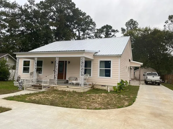 1112 W Powell St, Dothan, AL 36303