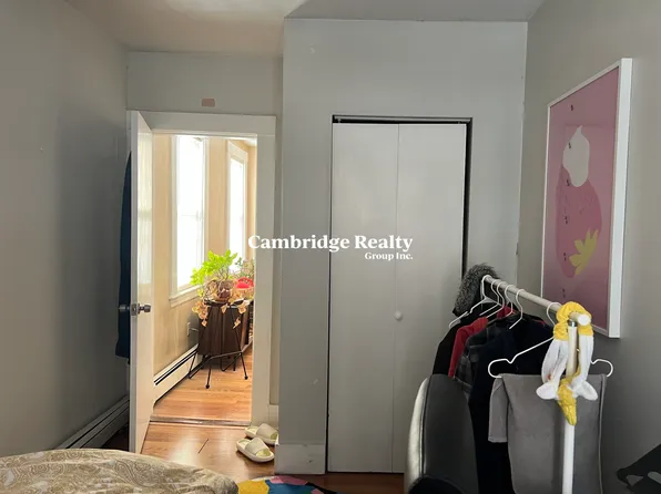 291 Cardinal Medeiros Ave #1B, Cambridge, MA 02141
