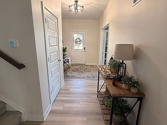 4th image of 3649 Roland Dr