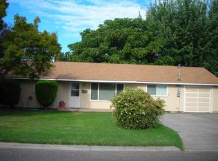 504 Hillcrest St, Grandview, WA 98930