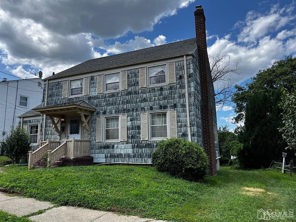1st image of 530 Catherine St