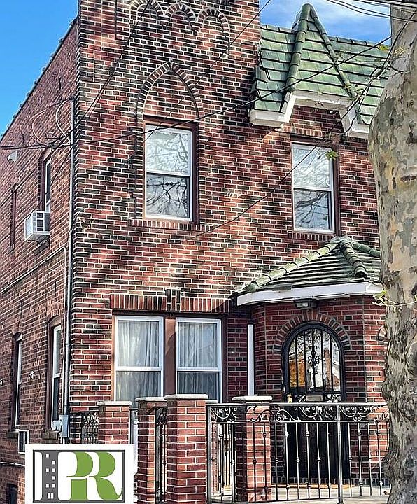 1st image of 1819 Burnett St