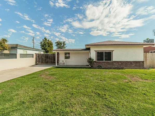 1498 Escalon Ave, Clovis, CA 93611