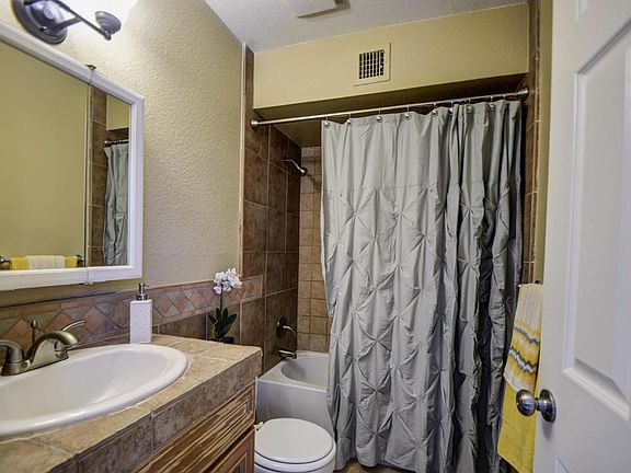 5th image of 2530 E Juanita Ave