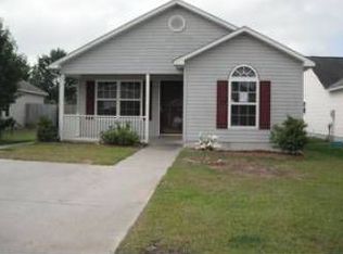 1010 Autumn Dr, Murrells Inlet, SC 29576