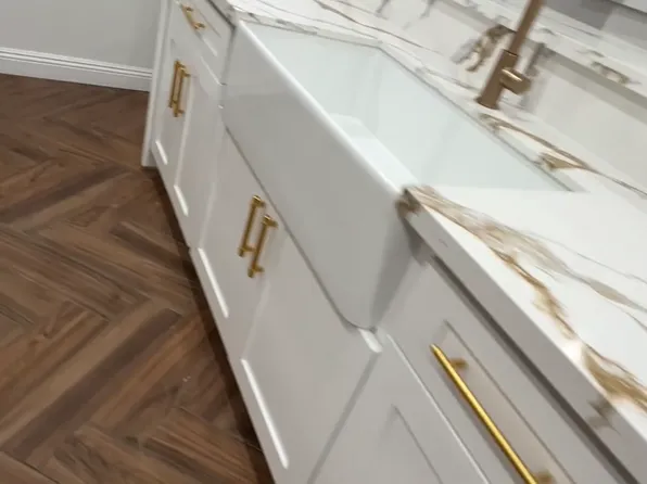 450 S Sydney Dr, Los Angeles, CA