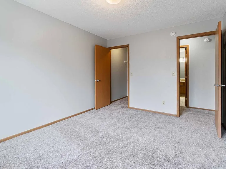 Dove Tree Apartments, Elk River, MN