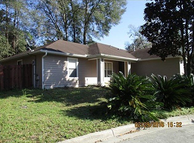 1st image of 4519 NW 34th Ter